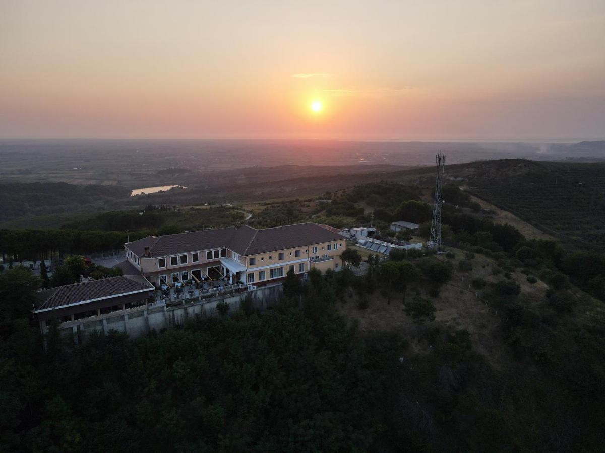 Ardenica Boutique Hotel Lushnjë Eksteriør billede
